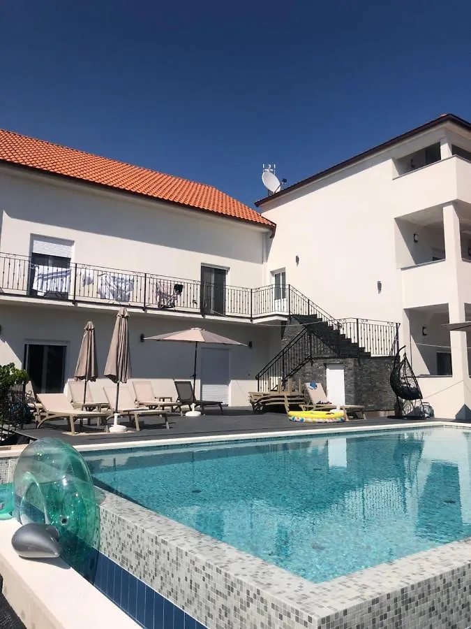 Mk Apartments Medulin